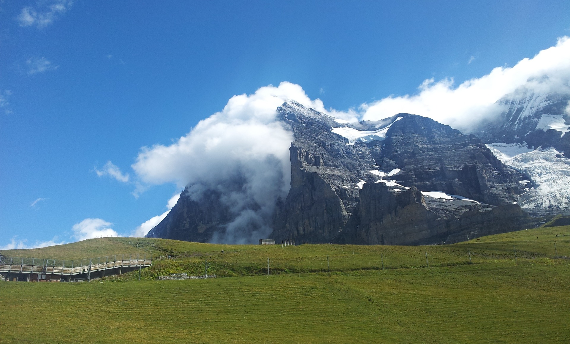 Eiger Massiv Bild